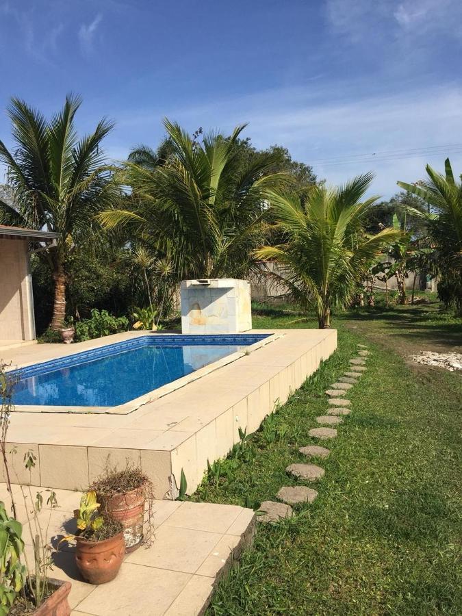 Casa De Temporada Villa Peruíbe Exterior foto